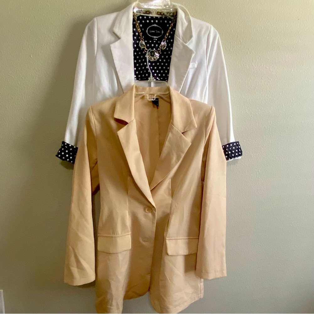 Women’s small , US size 2 , blazer bundle b24